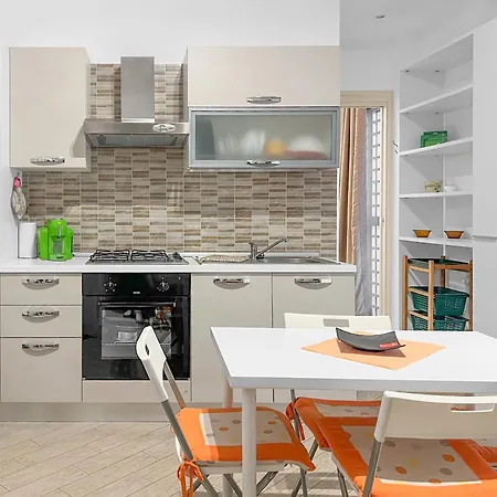 Balcony House Apartman